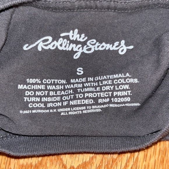 Rolling Stones top! This is originally from Target and is such a cute top. - Picture 3 of 3